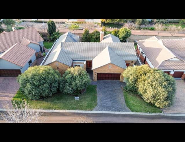 4 BEDROOM HOUSE FOR SALE IN RETIRE AT MIDSTREAM